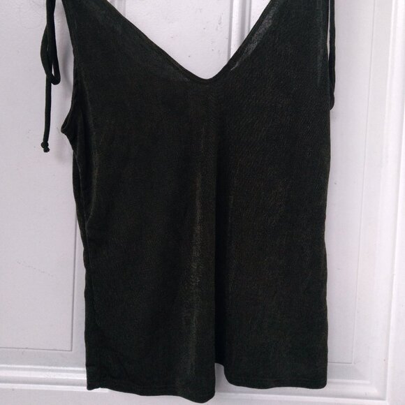 Olive Green Sleeveless Tie-strap top Intimately Free People Size M Medium - Picture 9 of 9
